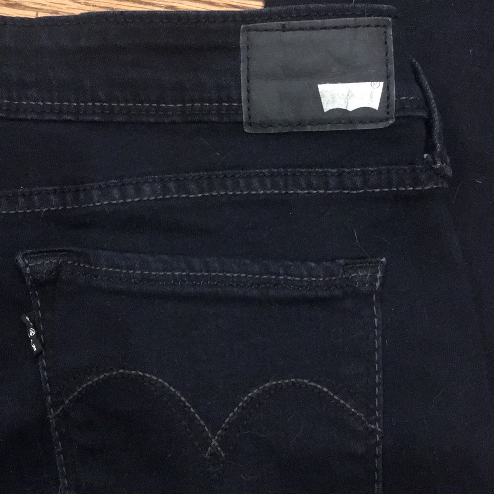 Levi’s Jeans - Picture 6 of 8
